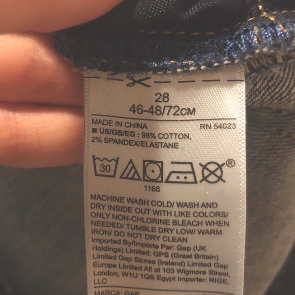 Gap - Distressed Mom Jeans, gently used, 28 waist - Picture 3 of 3